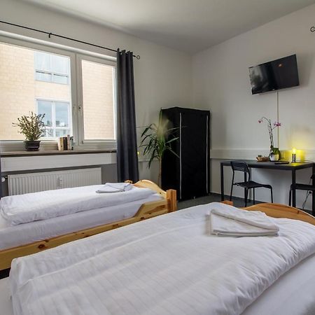 Room 1 / Room 2 Карлсруе Екстер'єр фото