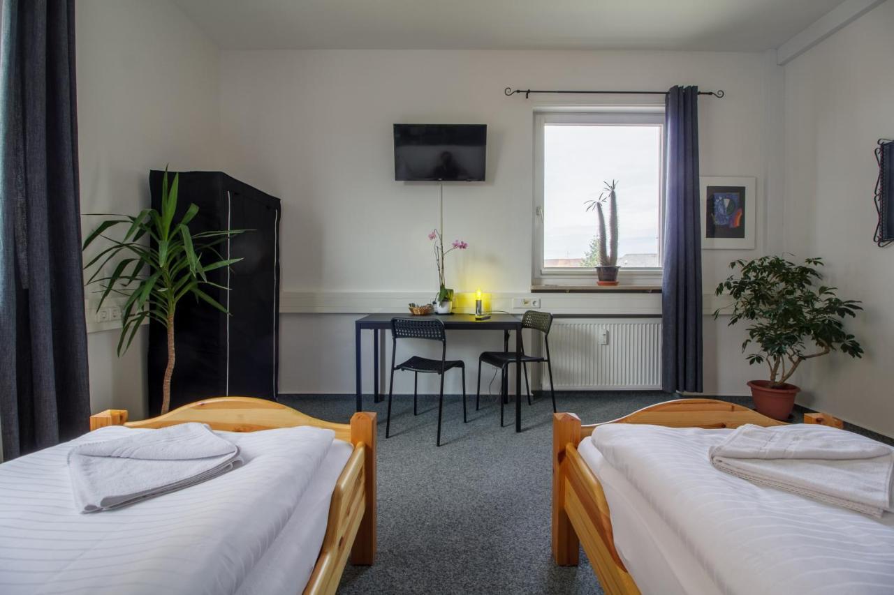 Room 1 / Room 2 Карлсруе Екстер'єр фото