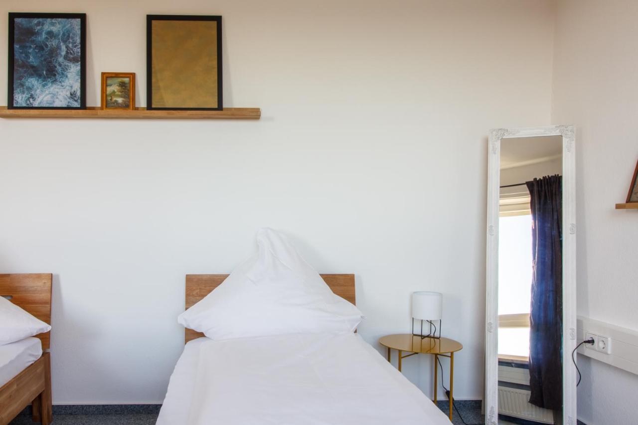 Room 1 / Room 2 Карлсруе Екстер'єр фото