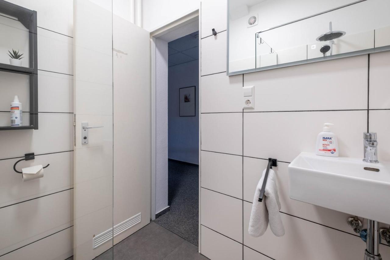 Room 1 / Room 2 Карлсруе Екстер'єр фото